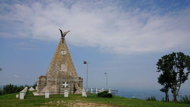 spomen kosturnica Gučevo Banja Koviljača Loznica